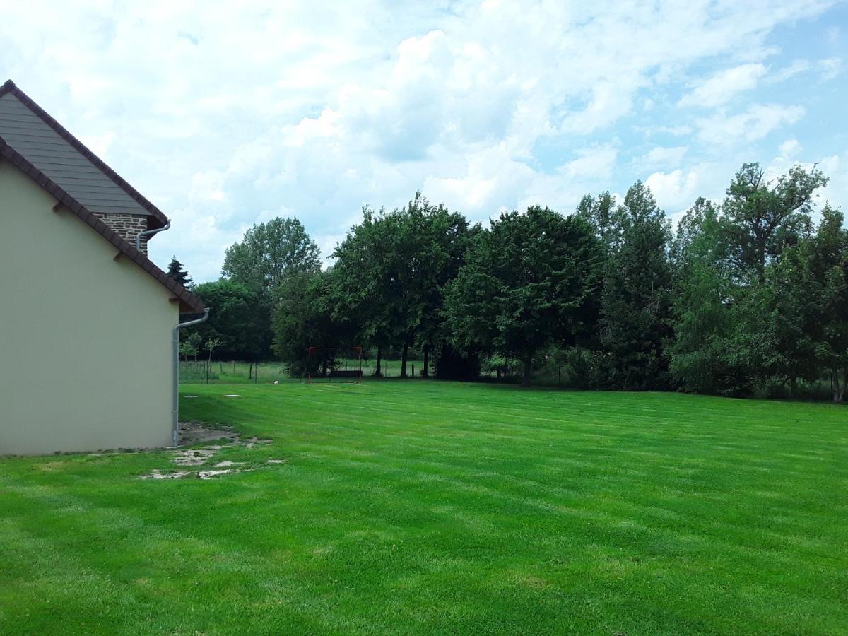 Gite De Landemeure, 10 Couchages, Acces Pmr Saint-Germain-du-Crioult ภายนอก รูปภาพ